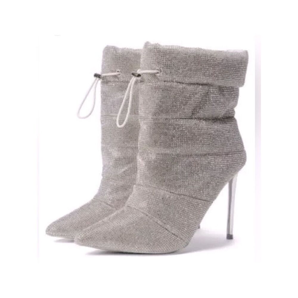 NWT Steve Madden Cloak-R Bootie Boots silver rhinestone puffer drawstring 8.5